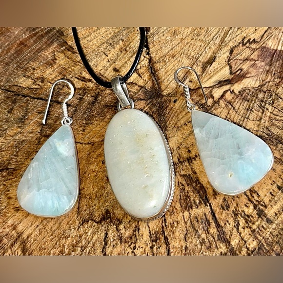 Pale Blue Green Hemimorphite Pendant & Earrings - Picture 1 of 10